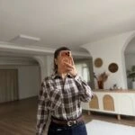 SIK KARE TEK CEP ETEĞİ PÜSKÜL PAMUK GÖMLEK - KAHVE KREM