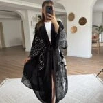 SİLÜET DESEN KUŞAKLI TAŞ SERPME UZUN VİSKON KİMONO - SİYAH