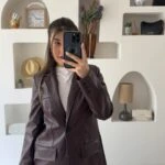 TEK DÜĞME ARKA MİNİ YIRTMAÇ SUNİ DERİ CEKET - BORDO