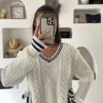 V YAKA ÇİZGİ ŞERİT YAN BAĞLAMALI KAZAK - EKRU