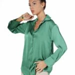 V YAKA DOKULU SATEN GÖMLEK - YEŞİL