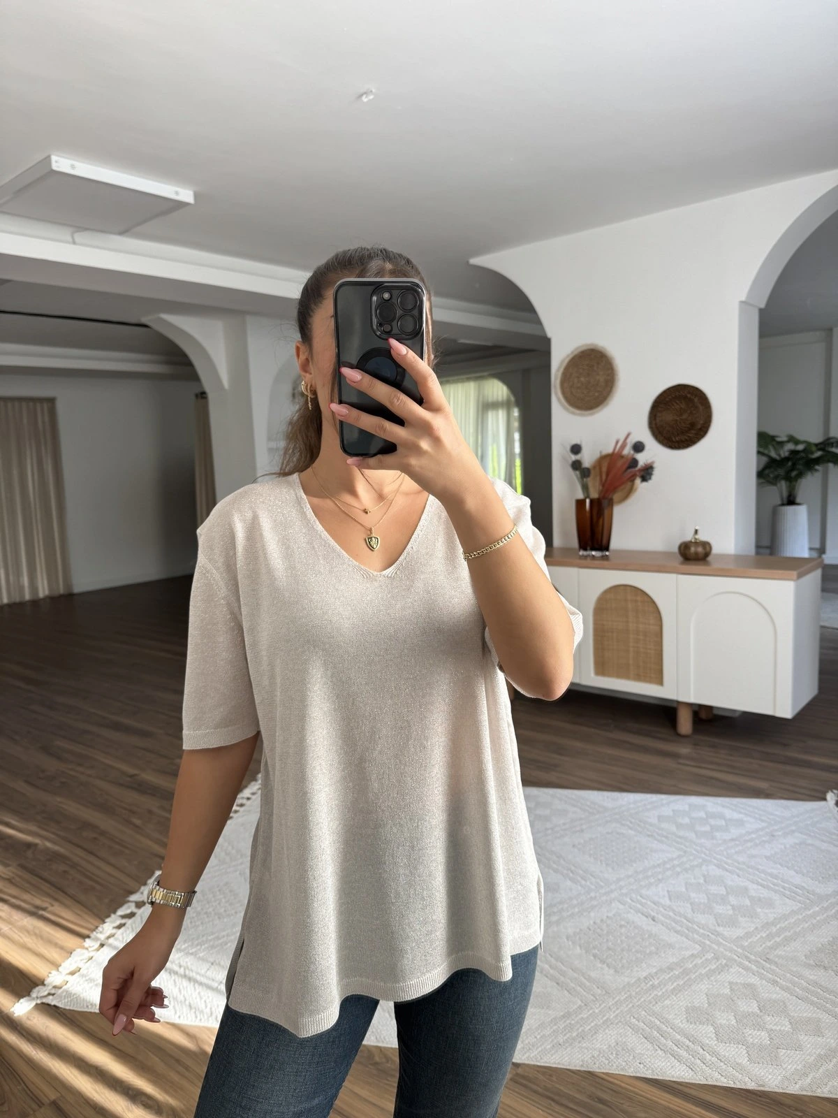 V YAKA DÖKÜMLÜ SİMLİ KISA KOL İNCE TRİKO - BEJ - Görsel 1