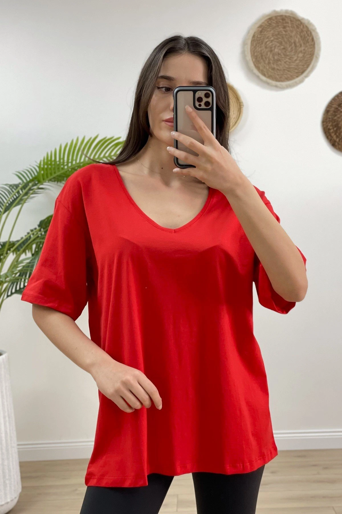 V YAKA OVERSİZE PAMUK TİŞÖRT - KIRMIZI - Görsel 1