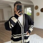 V YAKA ŞERİT DOKUMA DÜĞMELİ CEPLİ HIRKA - LACİVERT EKRU