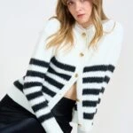 YAKA DANTEL ÇİZGİLİ GOLD DÜĞME HIRKA - BEYAZ-SİYAH