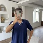 YAKA VE KOL ÇİFT ŞERİT ARKA UZUN V YAKA KISA KOL VİSKON TRİKO - LACİVERT EKRU