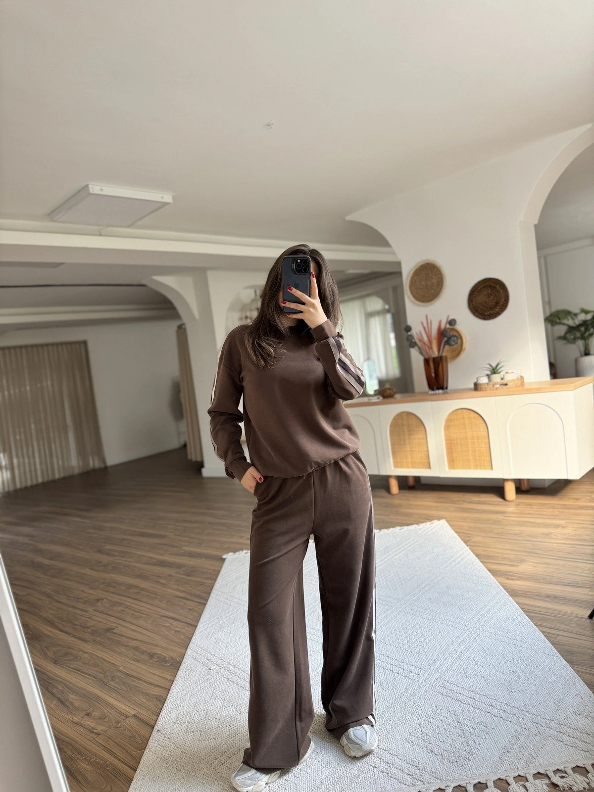 YAN DOKUMA ŞERİT MODAL EŞOFMAN TAKIM - KAHVE - Görsel 1