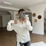 YAN TOKA BAĞLAMA DOKULU SATEN VİSKON GÖMLEK - BEYAZ