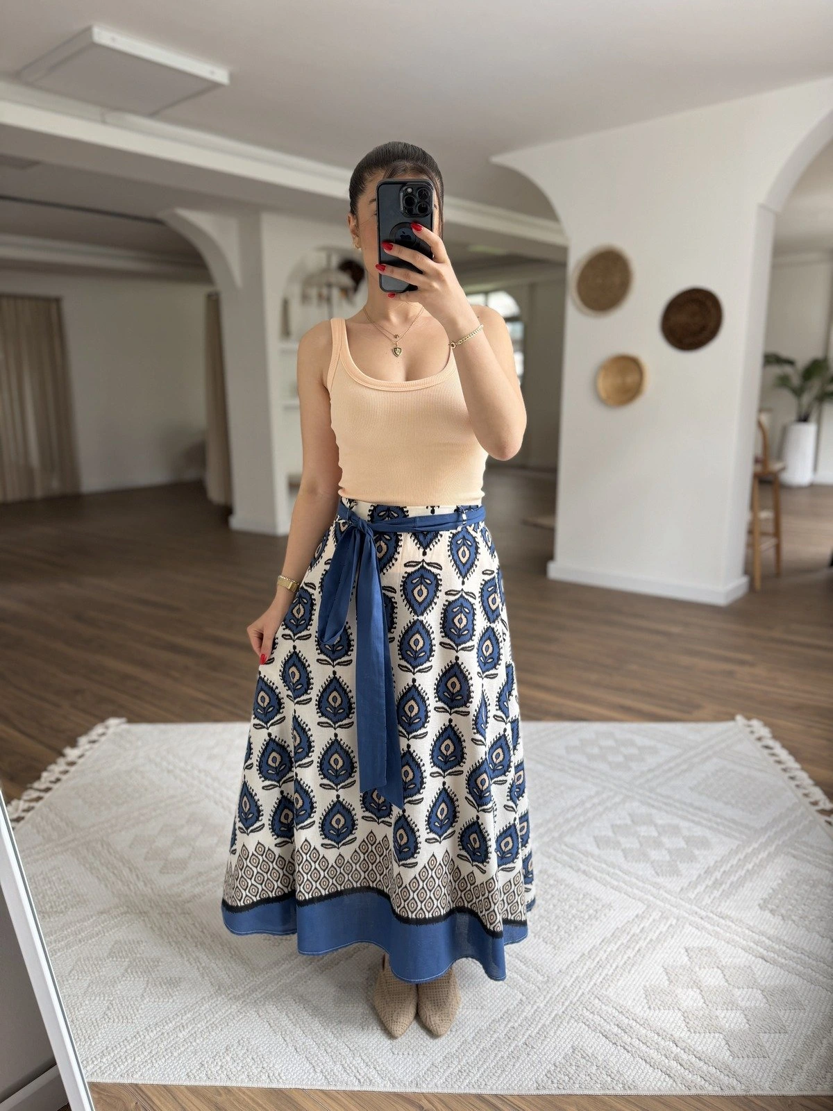 YAPRAK DESEN BEL KUŞAK DETAY MİDİ PAMUK ETEK - LACİVERT - Görsel 1