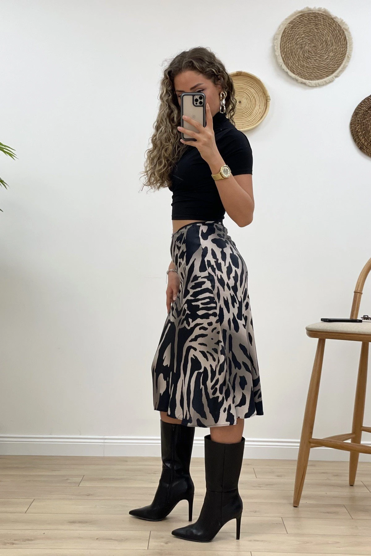 ZEBRA DESEN SATEN ETEK - SİYAH - Görsel 1