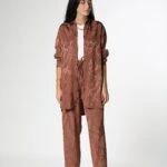 ZİNCİR DESEN SATEN GÖMLEK - KAHVE