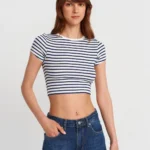 BİSİKLET YAKA ÇİZGİLİ VİSKON CROP - EKRU LACİVERT