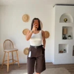 KEMERLİ CEPLİ VİSKOZ KARIŞIM BERMUDA ŞORT - KAHVE