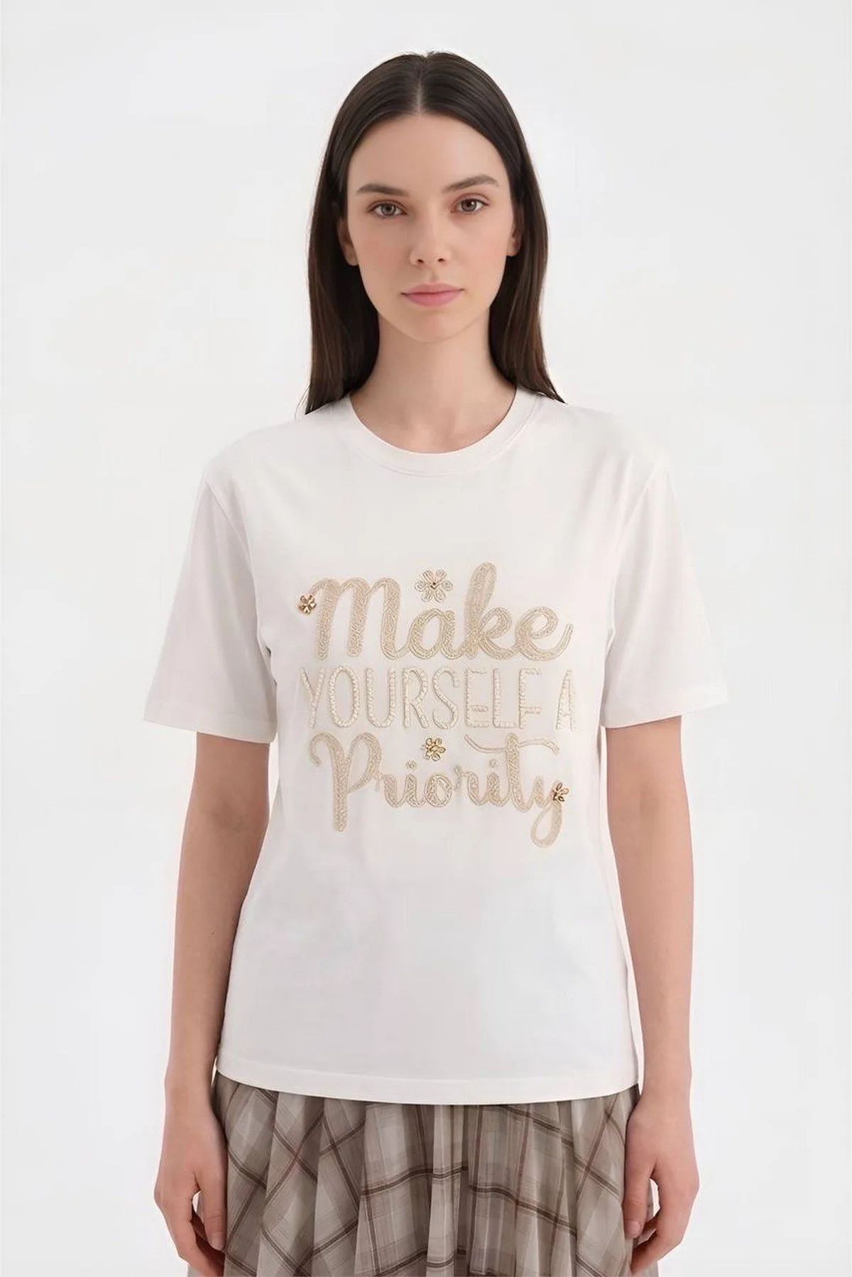 MAKE YOURSELF BONCUK YAZI NAKIŞ PAMUK SALAŞ TİŞÖRT - BEYAZ - Görsel 1