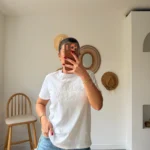SENDY CHOİSE PUL YAZI NAKIŞ BİSİKLET YAKA PAMUK TİŞÖRT - BEYAZ