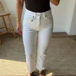 MARKA MODEL YÜKSEK BEL LİKRALI BOYFİT JEAN - BEYAZ